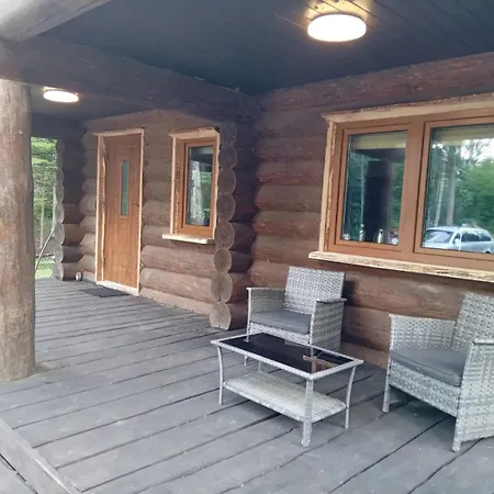 Rooslepa Puhkemaja *