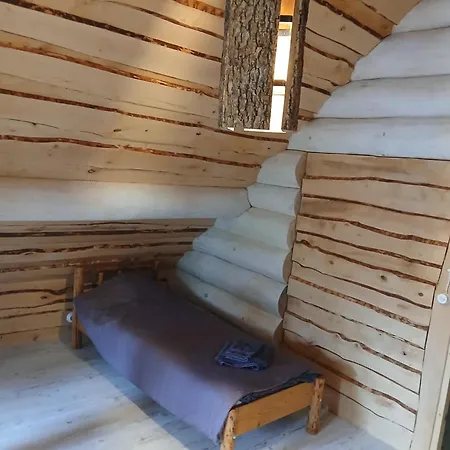 Rooslepa Puhkemaja Vakantiehuis *