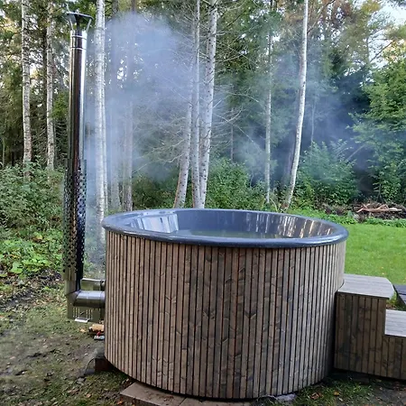 Rooslepa Puhkemaja Vakantiehuis Tuksi