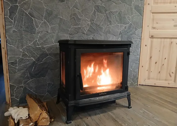 Rooslepa Puhkemaja * Tuksi